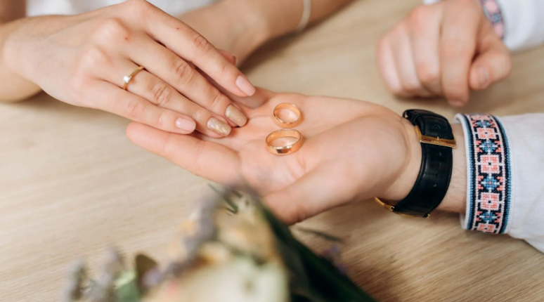 Panchang-Guided Kundli Matching: Auspicious Dates for Engagements in 2026